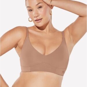 Smoothed Reality Plunge Bra